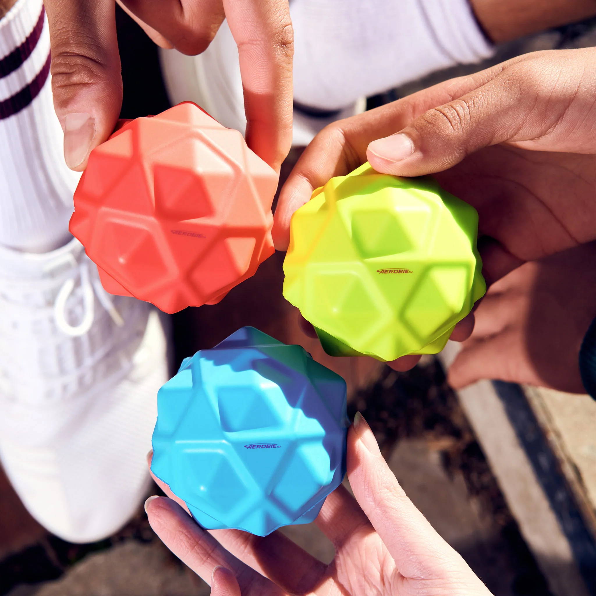 Aerobie Sonic Bounce Ball 3 Pack Red/Blue/Green - Image 4