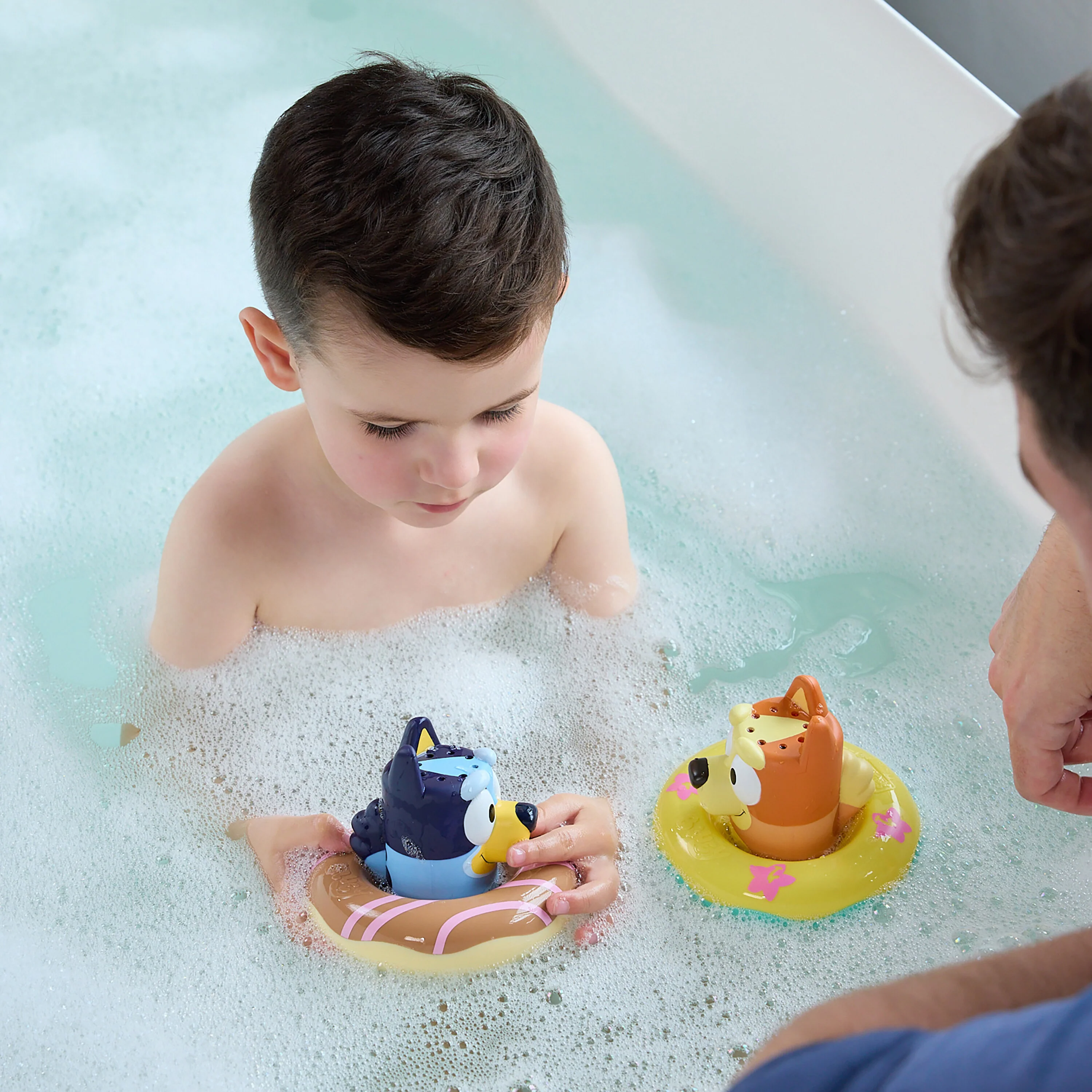 TOMY Toomies Bluey Bath Floats 2 Pack - Image 8
