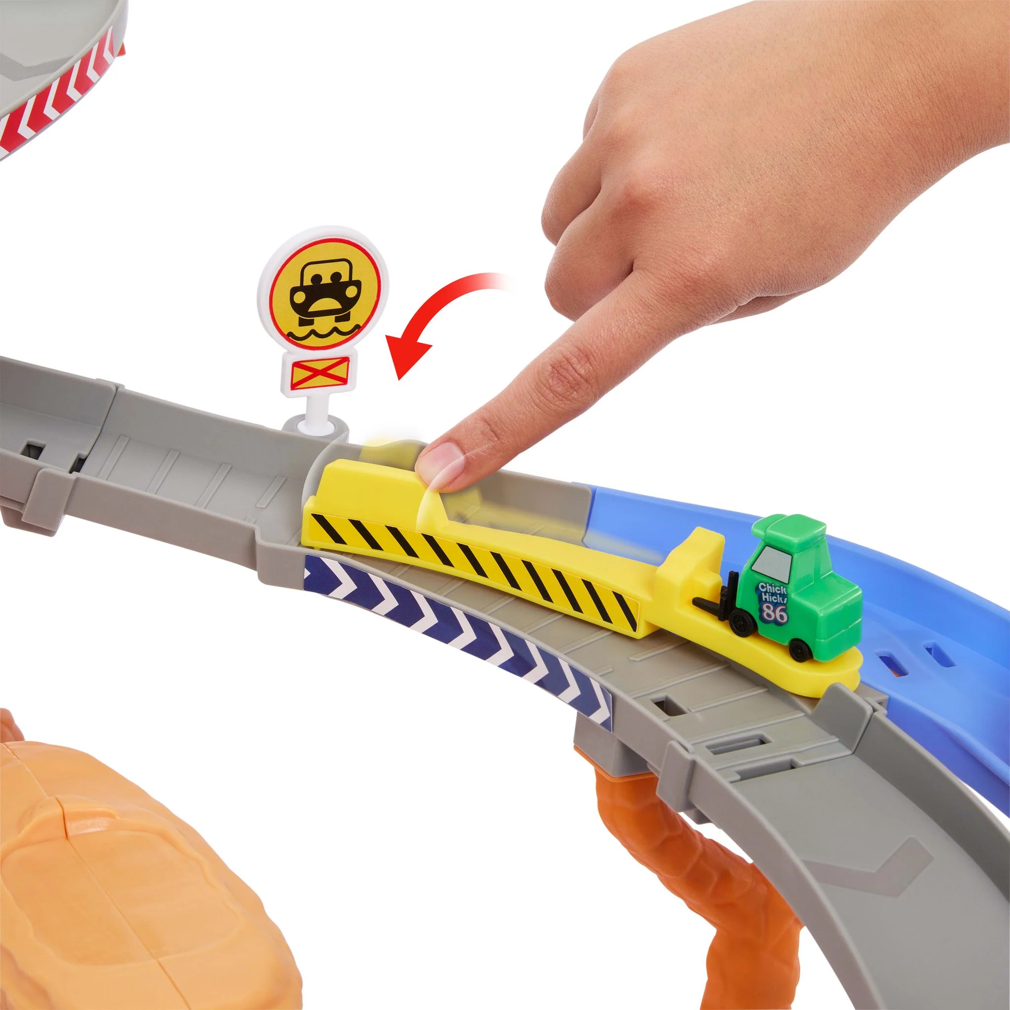 Disney Pixar Cars Rescue Road Raceway Playset - Image 6