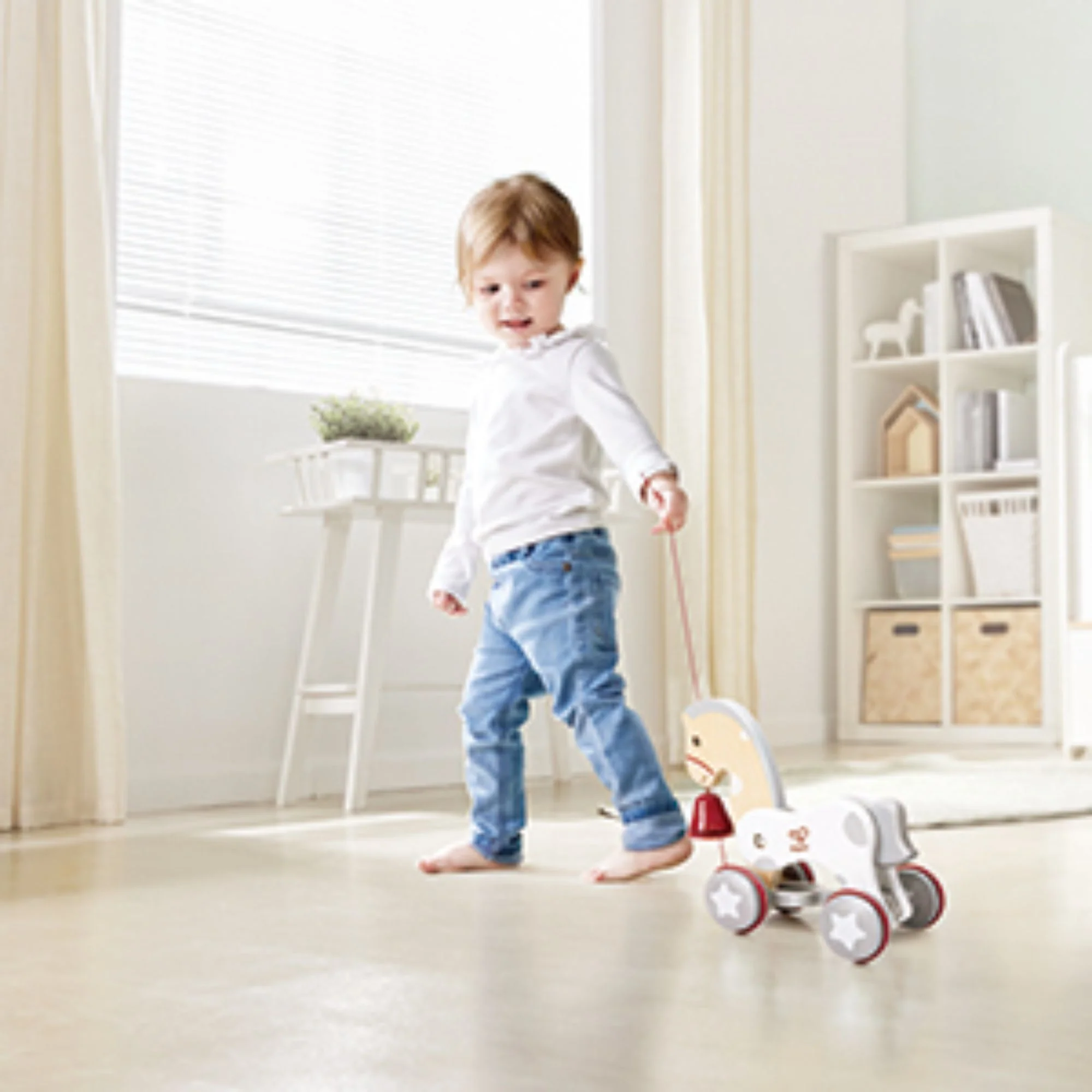 Hape Pull Along Pony - Image 5