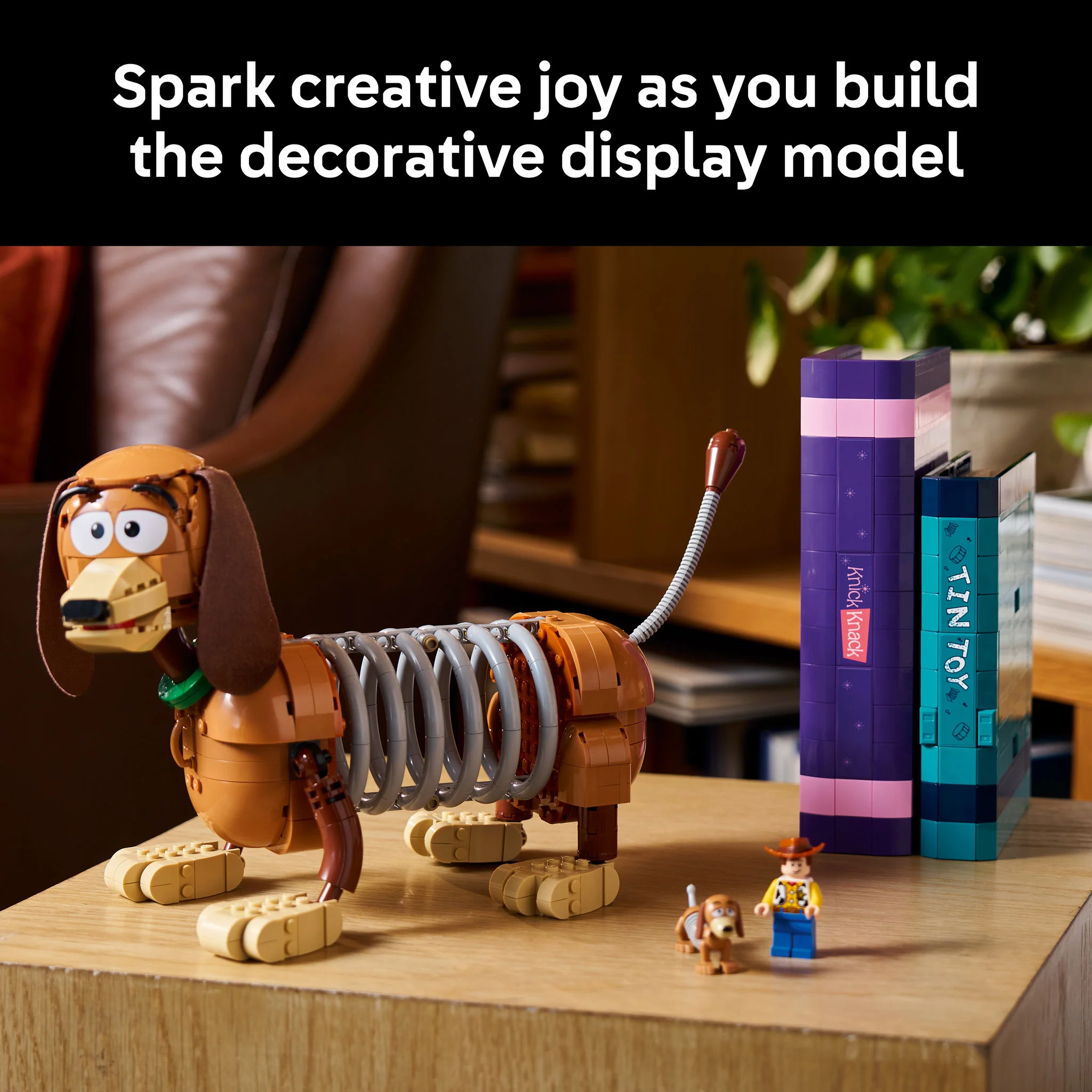 LEGO 43301 Disney Pixar Toy Story Slinky Dog Bookends - Image 8