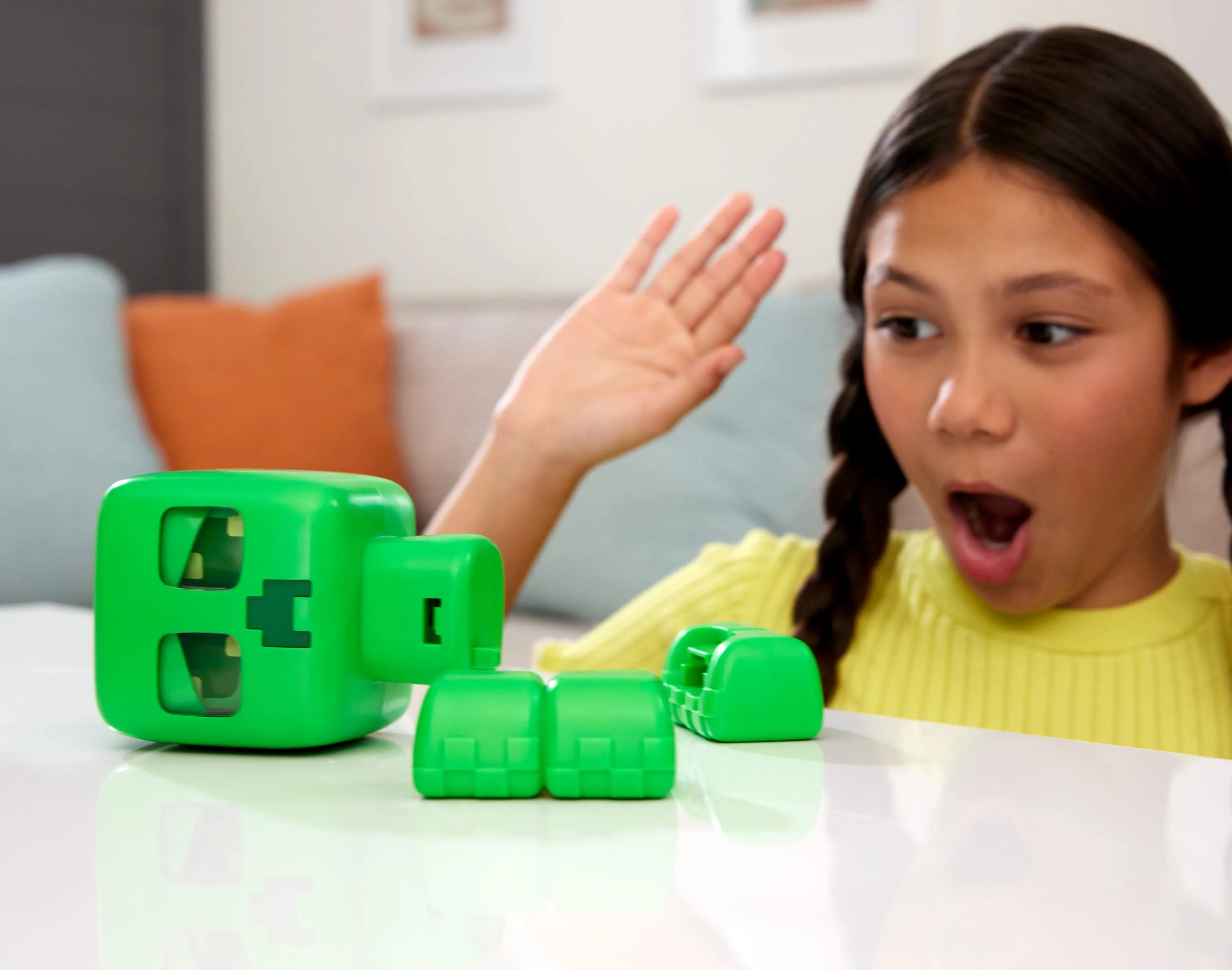 Minecraft My Pet Creeper Feature Figure - Image 10