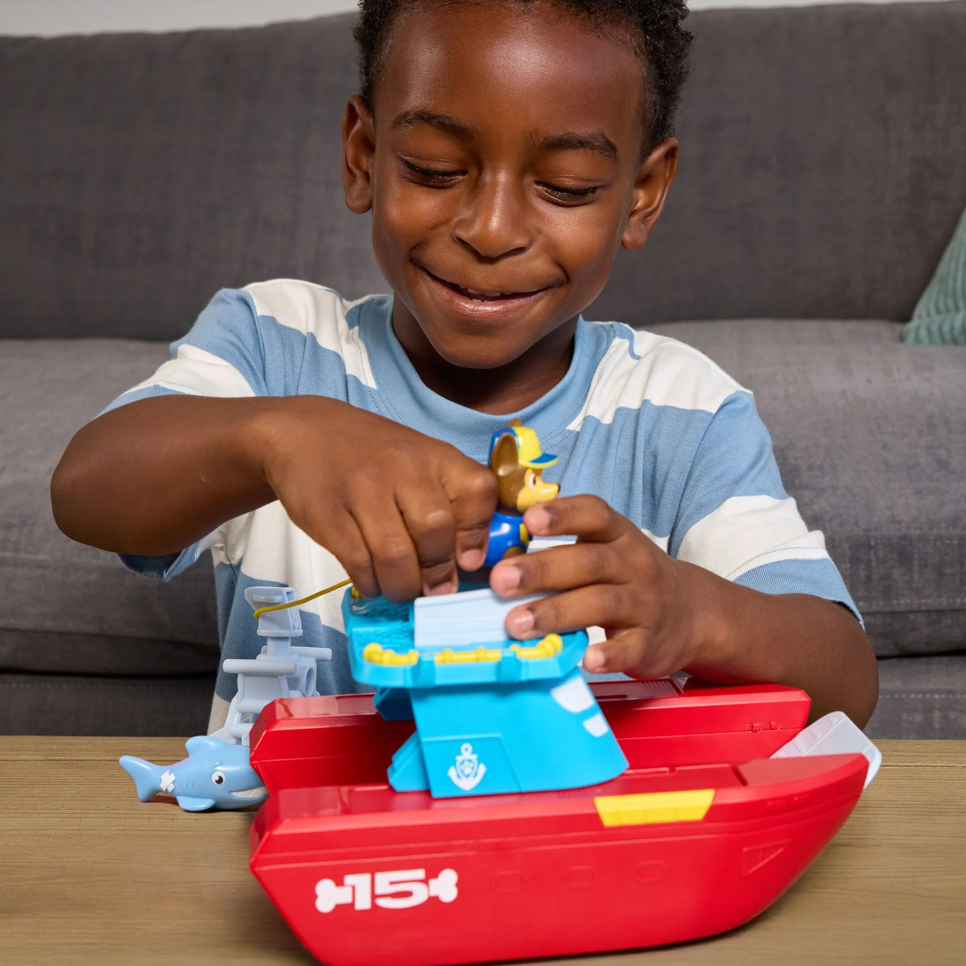 PAW Patrol Sea Patroller Vehicle With Chase Figure - Image 6