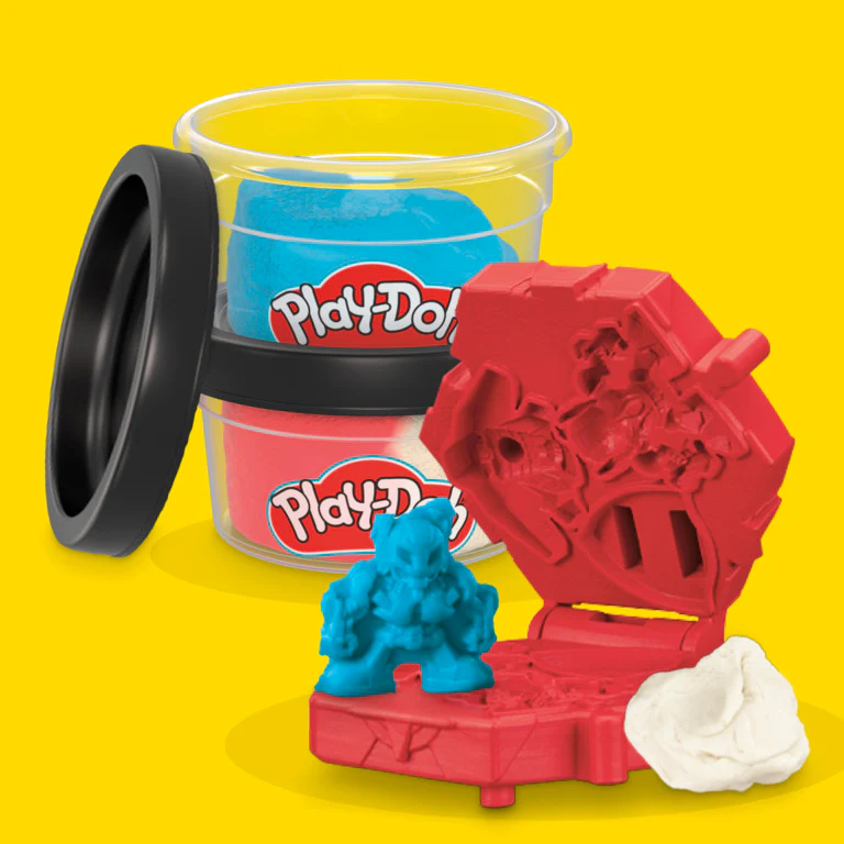 Play-Doh Captain America Stamping Shield - Image 7