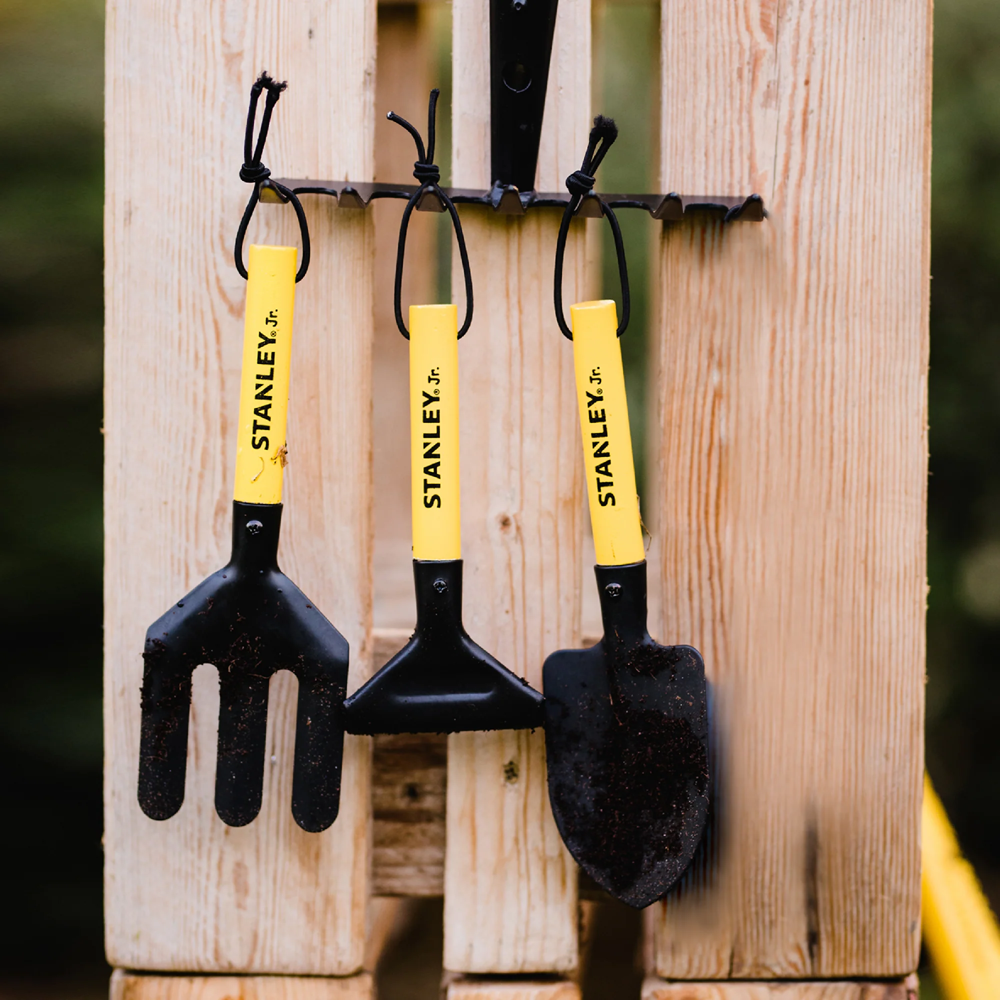 Stanley Jr. 3 Piece Garden Hand Tool Set - Image 5
