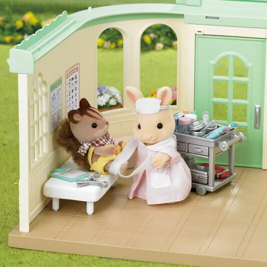 Sylvanian Families Country Nurse Set - Image 5