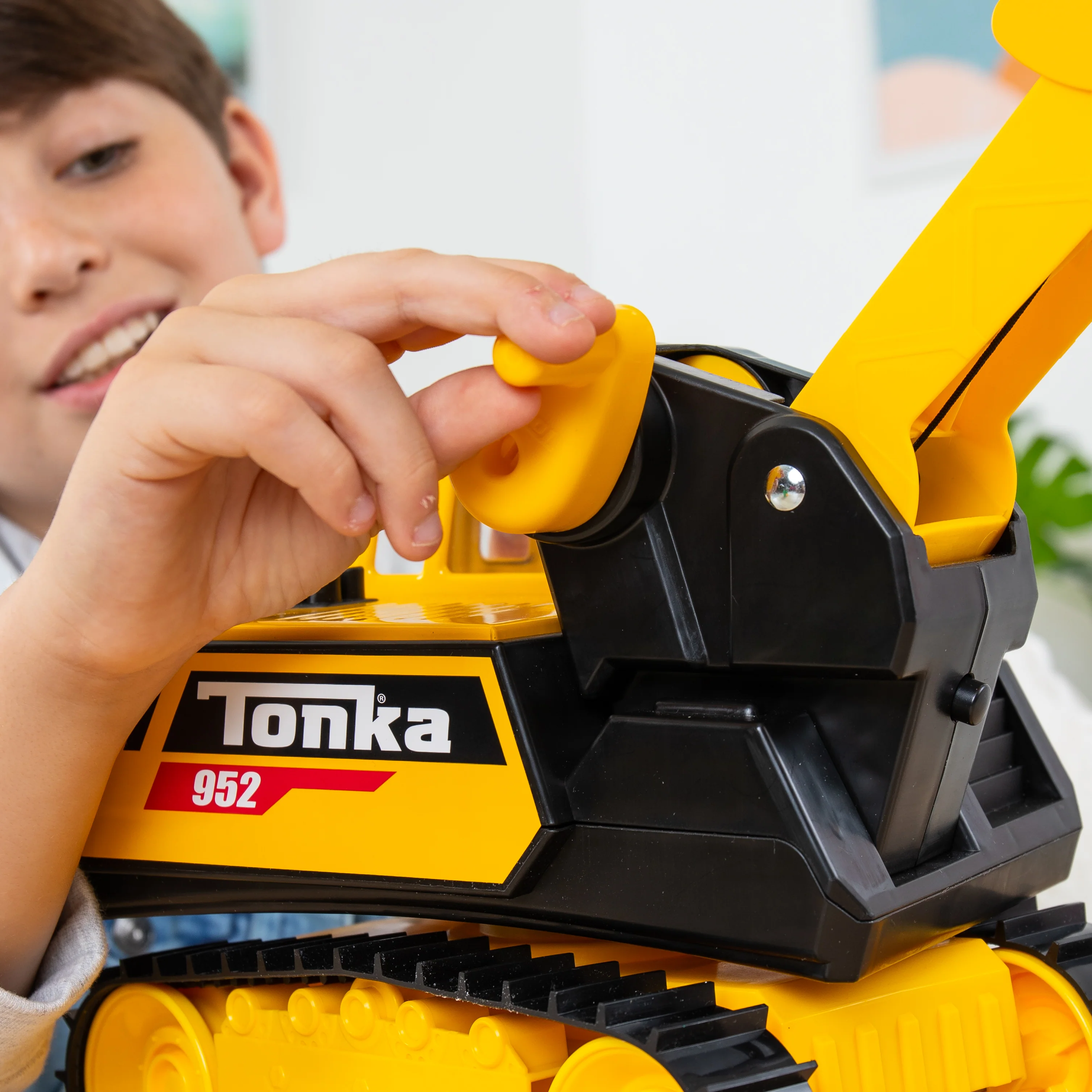 Tonka Steel Classics Wrecking Ball - Image 6